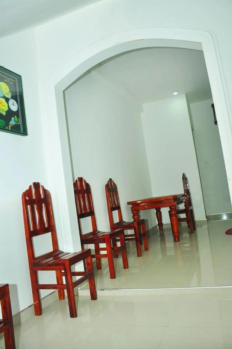 Randu Homestay And Restaurant Tangalle Bilik gambar